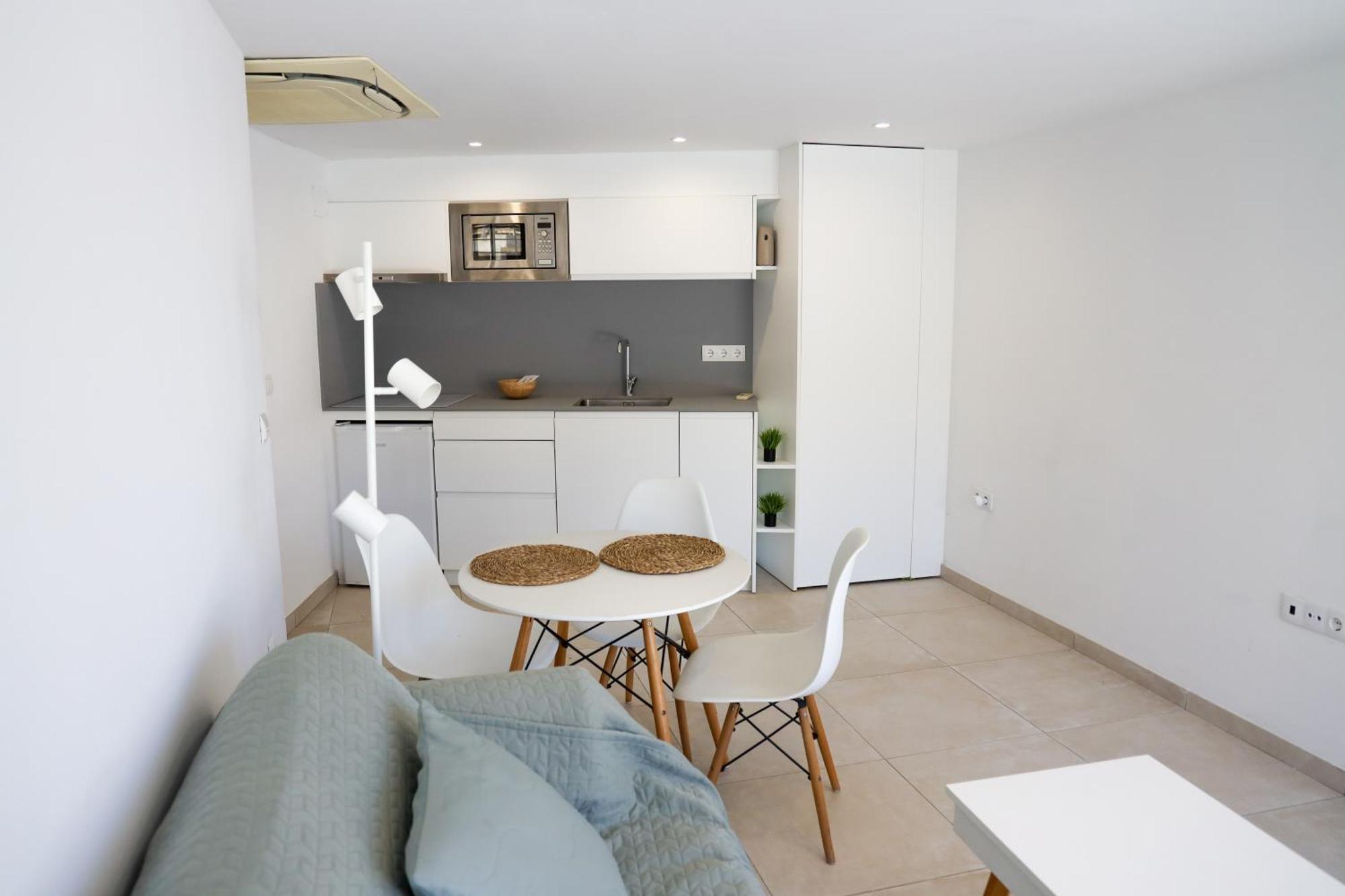 Cala Vadella Beachwalk Suites Rom bilde
